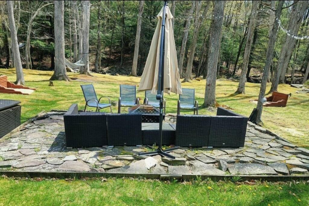 *Amenity-Filled Waterfront Oasis @Saw Creek Estates Near Waterfalls And Hiking* Іст-Страудсберг Екстер'єр фото