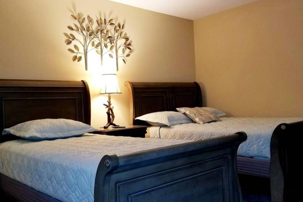 *Amenity-Filled Waterfront Oasis @Saw Creek Estates Near Waterfalls And Hiking* Іст-Страудсберг Екстер'єр фото